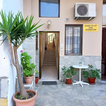 House Psichoula Apartment